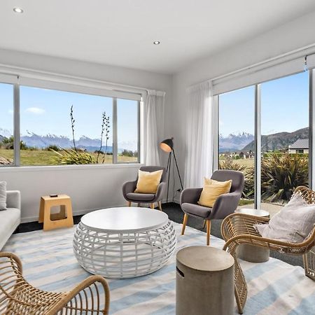 Villa Infinity And Beyond à Wanaka Extérieur photo