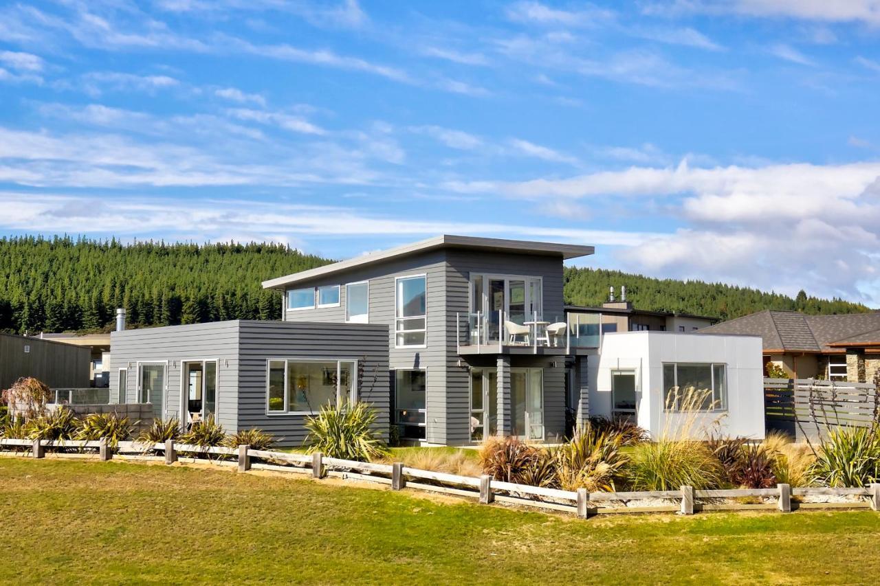 Villa Infinity And Beyond à Wanaka Extérieur photo
