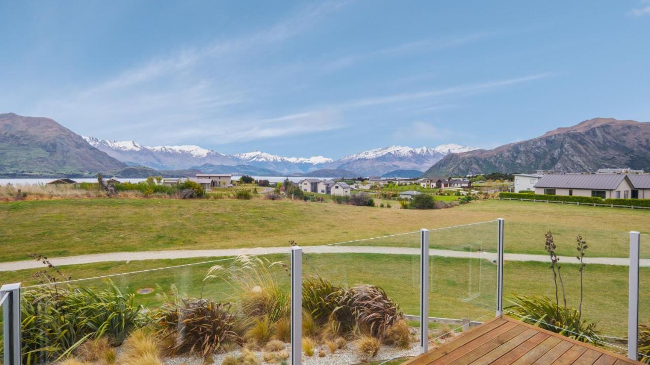 Villa Infinity And Beyond à Wanaka Extérieur photo