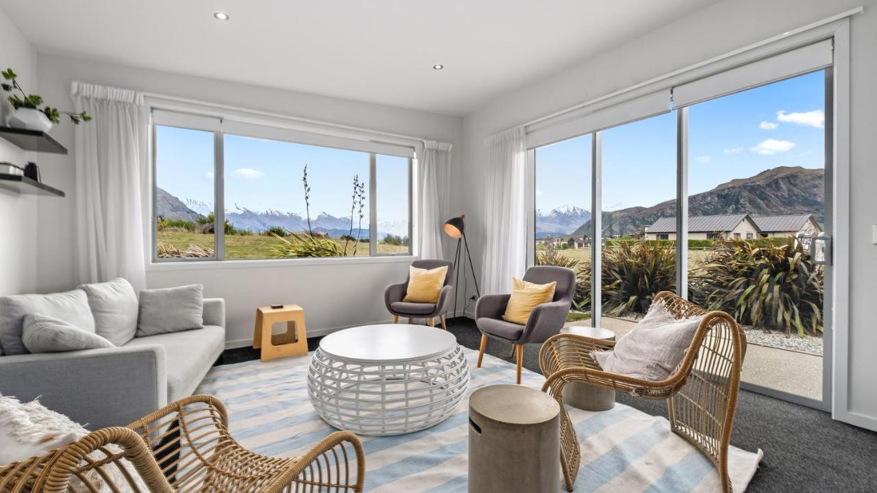 Villa Infinity And Beyond à Wanaka Extérieur photo