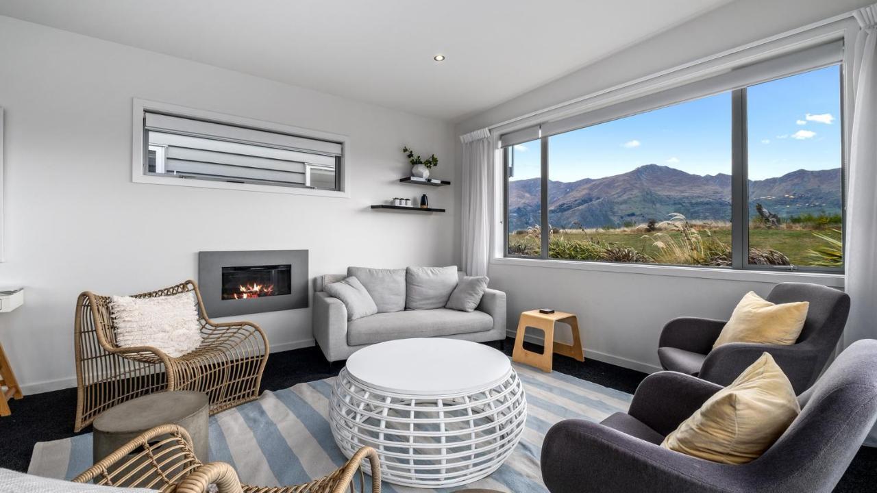 Villa Infinity And Beyond à Wanaka Extérieur photo