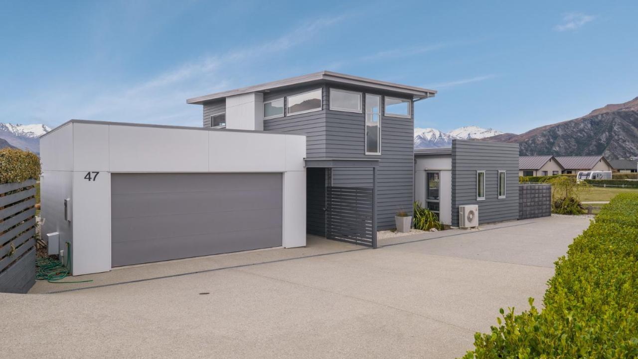 Villa Infinity And Beyond à Wanaka Extérieur photo